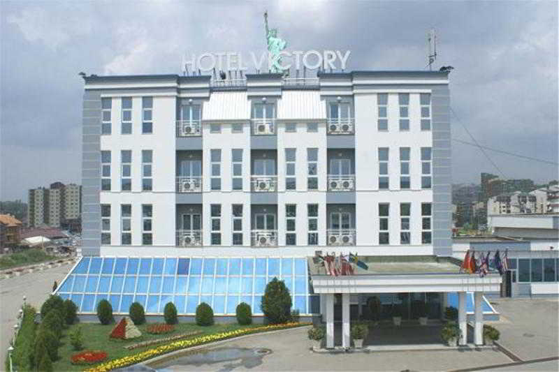 Hotel Victory Pristina Esterno foto