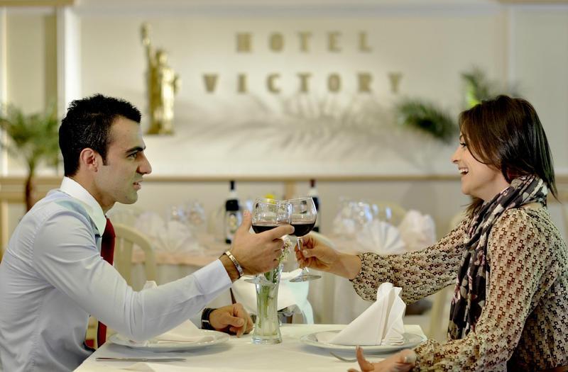 Hotel Victory Pristina Esterno foto